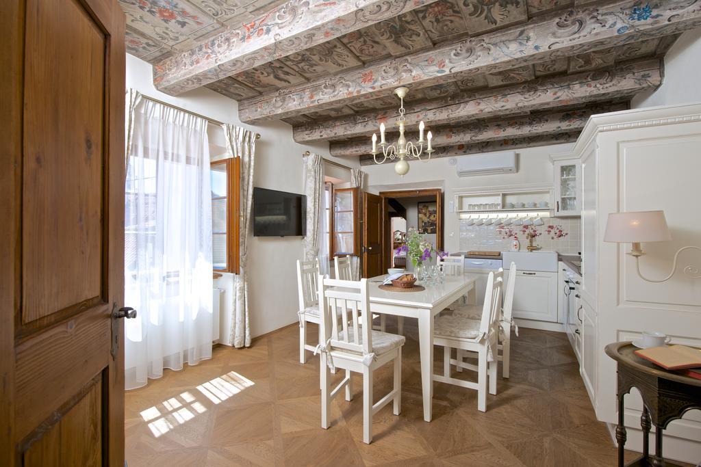 U Mecenase Apartment *