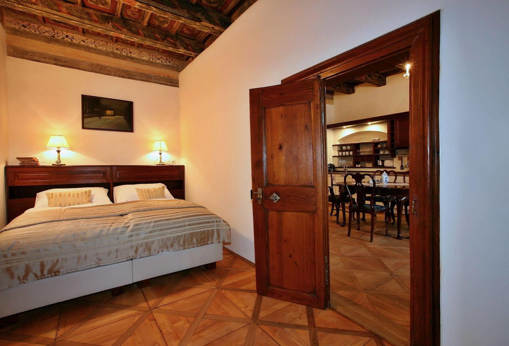 U Mecenase Apartment Prag